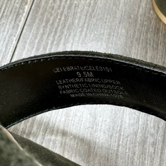 Steve Madden Celebrate Heeled Sandal Womens 9.5M Elastic Ankle Strap Suede Olive - Picture 10 of 13